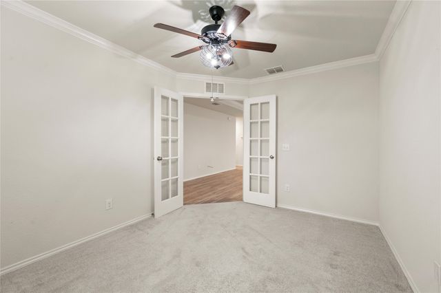 945 Shire Avenue, Haslet, TX 76052