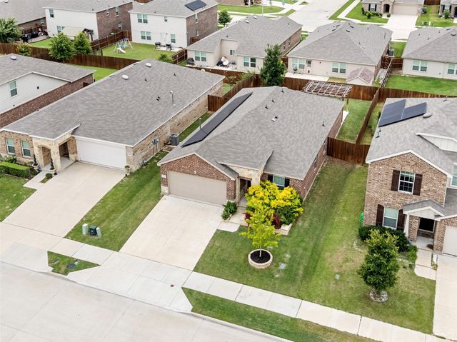 945 Shire Avenue, Haslet, TX 76052