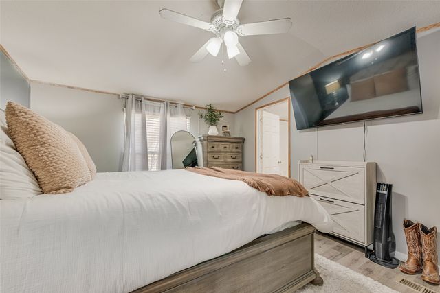 4233 W Fm 917, Joshua, TX 76058