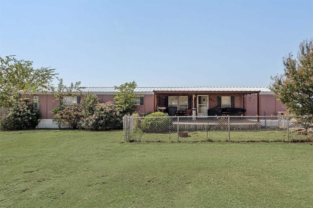 4233 W Fm 917, Joshua, TX 76058
