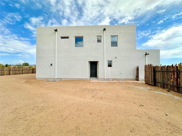 5109 Traditions Place, Santa Fe, NM 87507