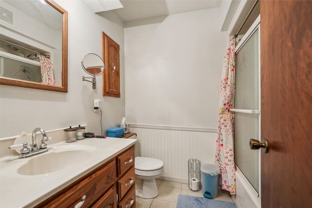 4848 W 48th Street N, Newton, IA 50208