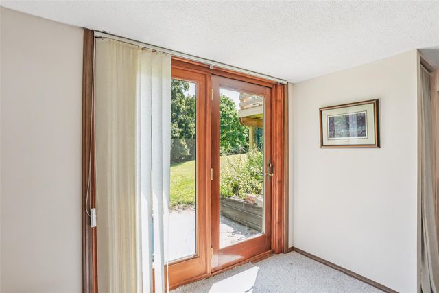 4848 W 48th Street N, Newton, IA 50208