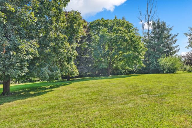 4848 W 48th Street N, Newton, IA 50208