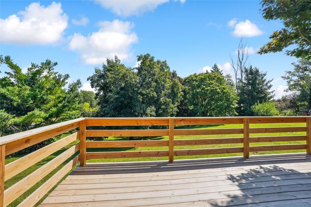 4848 W 48th Street N, Newton, IA 50208