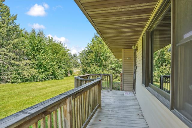 4848 W 48th Street N, Newton, IA 50208