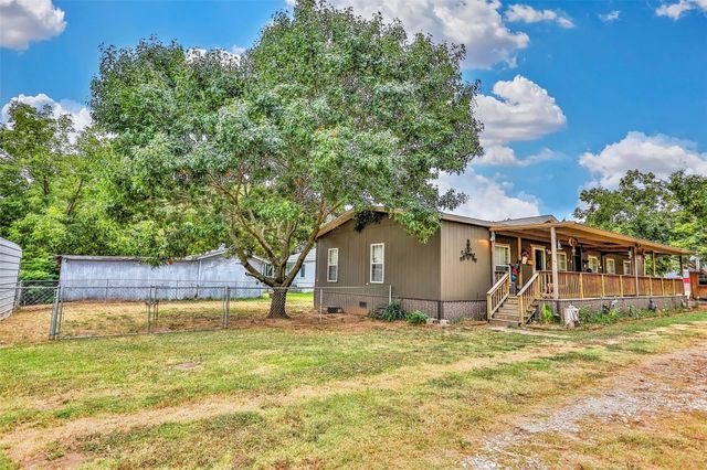 256 Newcastle Drive, Gordonville, TX 76245