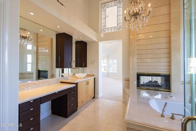 32715 Pacifica Court, Westlake Village, CA 91361