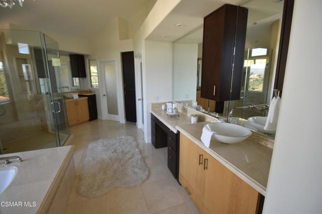 32715 Pacifica Court, Westlake Village, CA 91361