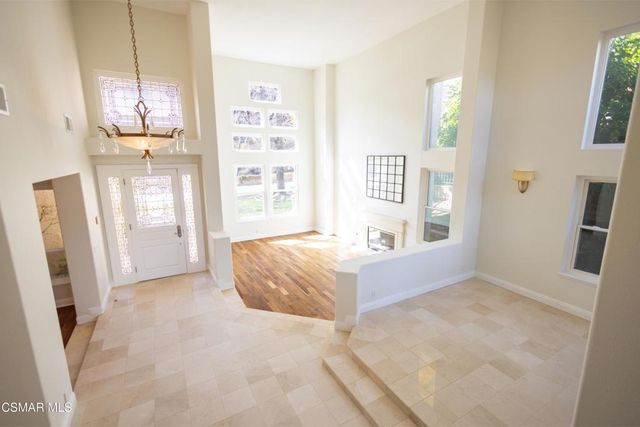 32715 Pacifica Court, Westlake Village, CA 91361