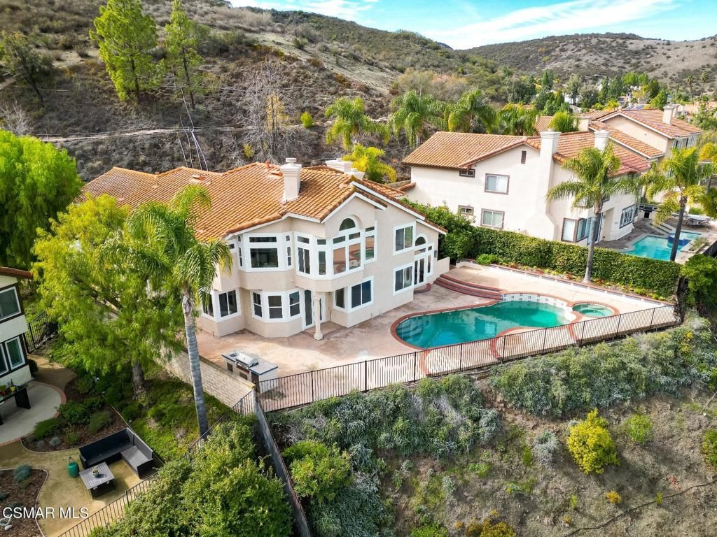 Image 1 of property listing at 32715 Pacifica Court, Westlake Village, CA 91361