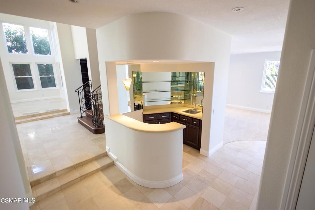 Image 15 of property listing at 32715 Pacifica Court, Westlake Village, CA 91361