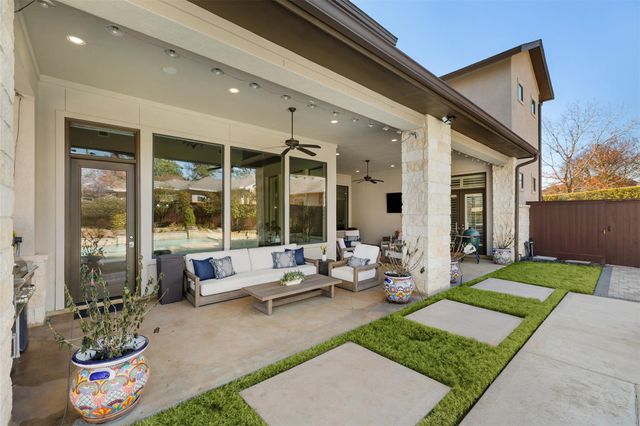 24806 Pearl Crest Lane, Spring, TX 77389