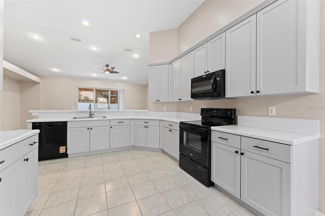 11709 HOLLY CREEK DRIVE, Riverview, FL 33569