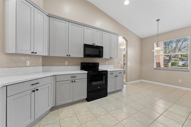 11709 HOLLY CREEK DRIVE, Riverview, FL 33569