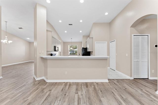 11709 HOLLY CREEK DRIVE, Riverview, FL 33569