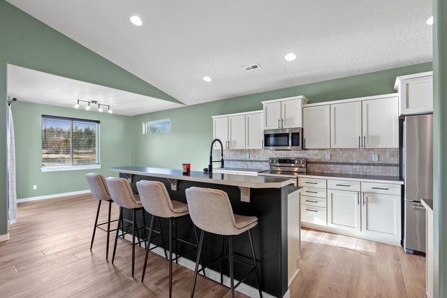 4718 S Lapwai Ln, Spokane Valley, WA 99206