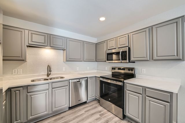 10248 Westward Drive, Fort Worth, TX 76108