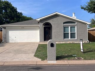 10248 Westward Drive, Fort Worth, TX 76108