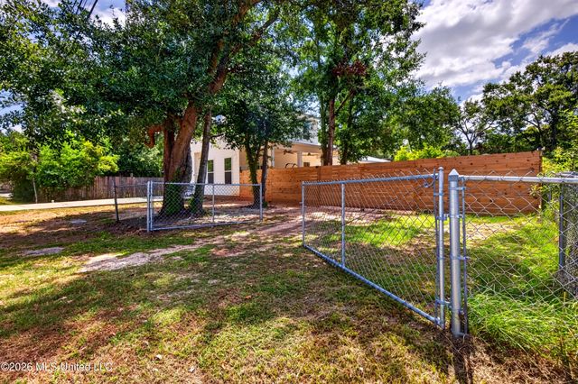 11235 Creel Circle, Gulfport, MS 39503
