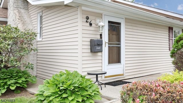 26 Mohawk Ave, Parsippany-troy Hills Twp., NJ 07034
