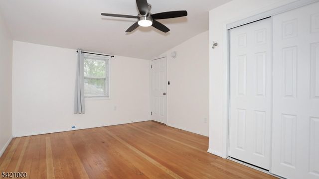 26 Mohawk Ave, Parsippany-troy Hills Twp., NJ 07034