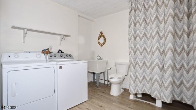 26 Mohawk Ave, Parsippany-troy Hills Twp., NJ 07034