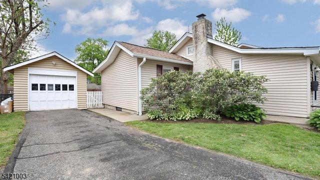 26 Mohawk Ave, Parsippany-troy Hills Twp., NJ 07034