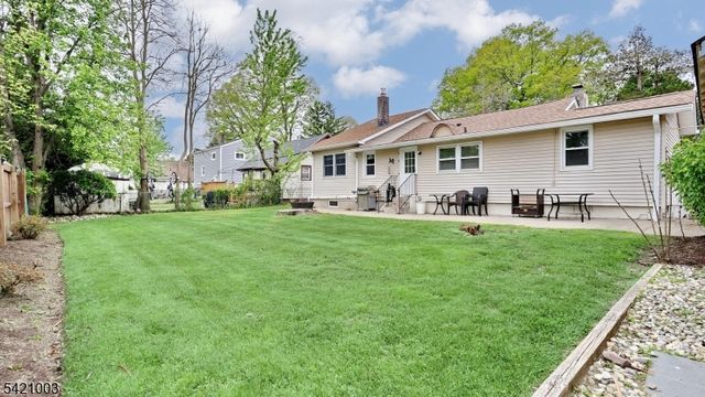 26 Mohawk Ave, Parsippany-troy Hills Twp., NJ 07034