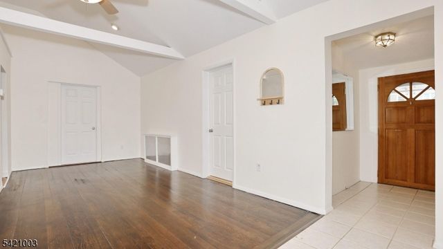 26 Mohawk Ave, Parsippany-troy Hills Twp., NJ 07034