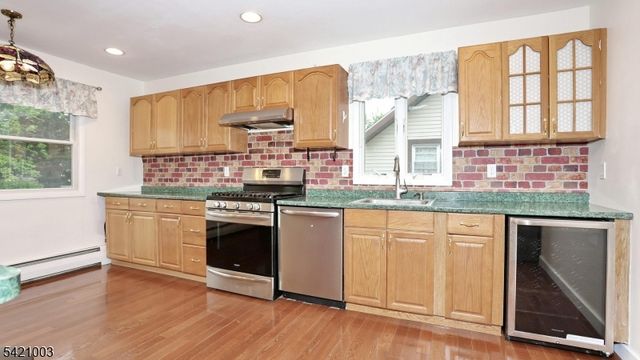 26 Mohawk Ave, Parsippany-troy Hills Twp., NJ 07034