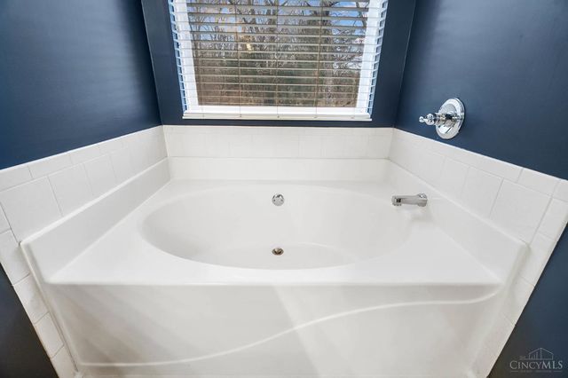 5259 Little Turtle Drive, South Lebanon, OH 45065