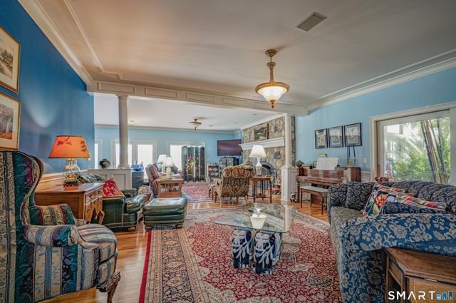 109 Long Meadow Hill Road, Brookfield, CT 06804