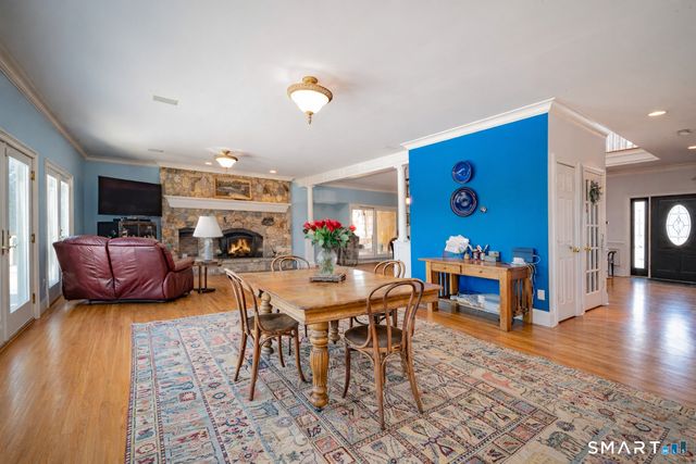 109 Long Meadow Hill Road, Brookfield, CT 06804