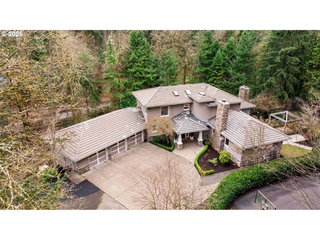 18977 BARTON Rd, Lake Oswego, OR 97034