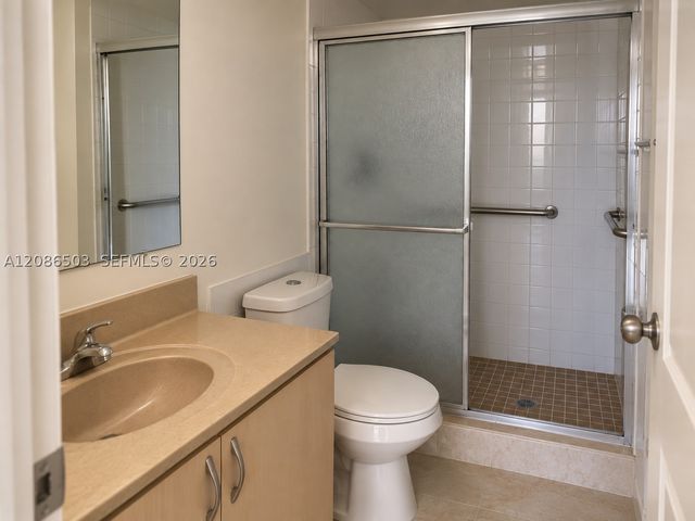 400 S Hollybrook Dr 306, Pembroke Pines, FL 33025