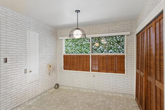 158 Walter Hays Drive, Palo Alto, CA 94303