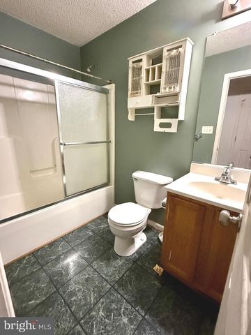 52 MORGAN ST, Inwood, WV 25428