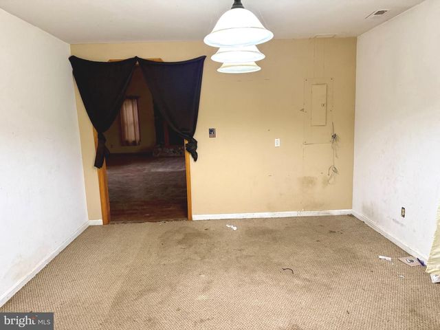 52 MORGAN ST, Inwood, WV 25428