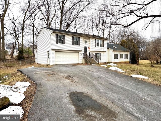 52 MORGAN ST, Inwood, WV 25428