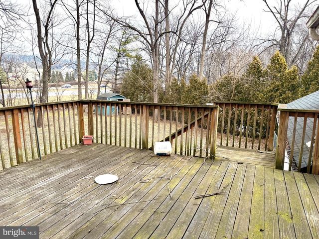 52 MORGAN ST, Inwood, WV 25428