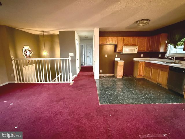 52 MORGAN ST, Inwood, WV 25428