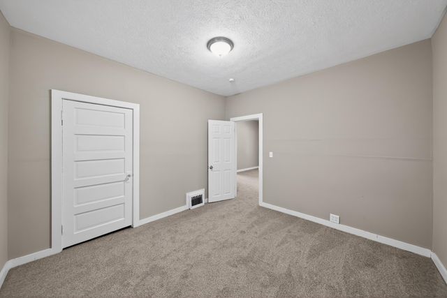 2319 E Avenue, Council Bluffs, IA 51501