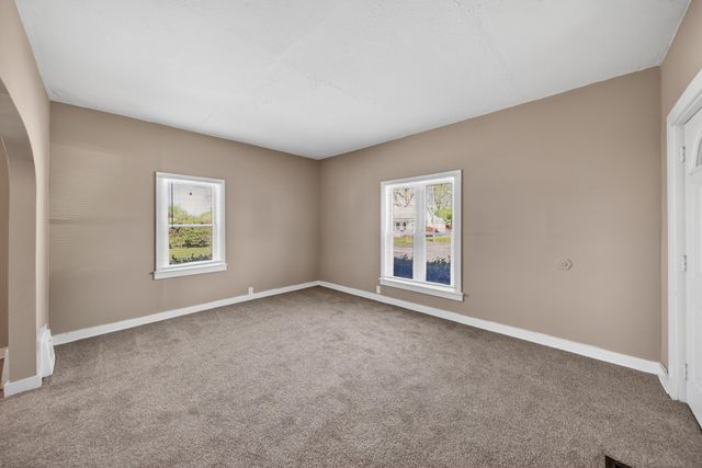 2319 E Avenue, Council Bluffs, IA 51501