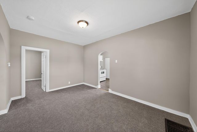 2319 E Avenue, Council Bluffs, IA 51501