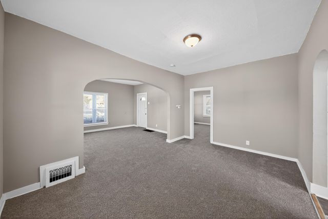 2319 E Avenue, Council Bluffs, IA 51501