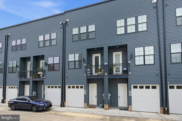 4030 MARILYN DR, Philadelphia, PA 19131