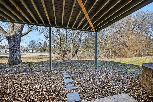 11115 Vessey Circle, Bloomington, MN 55437