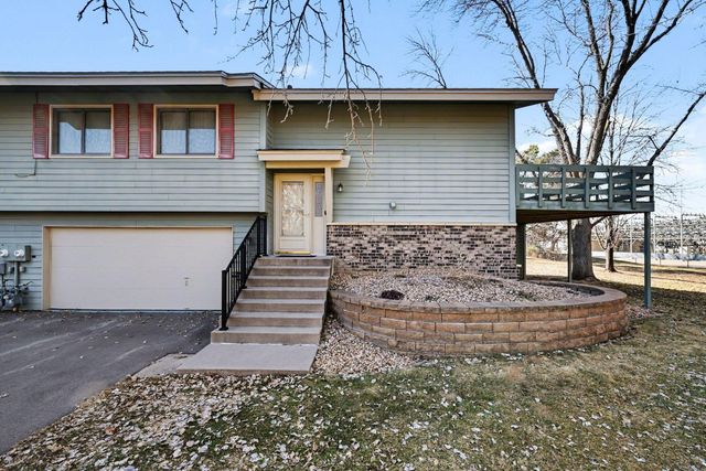 11115 Vessey Circle, Bloomington, MN 55437