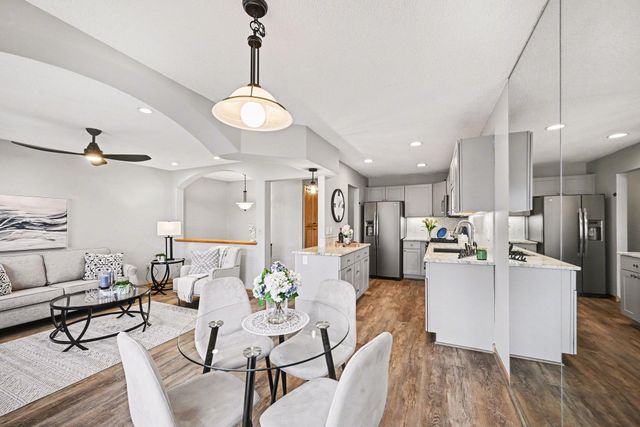 11115 Vessey Circle, Bloomington, MN 55437